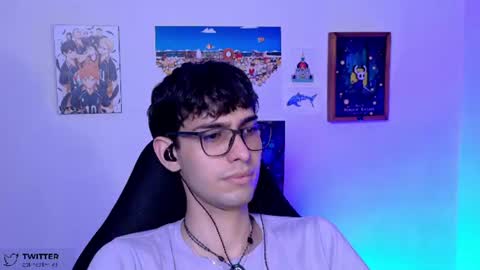 Snapshot of khozler_ chatting on June 30, 2:12 am khozler_ online show from June 30, 2:12 am