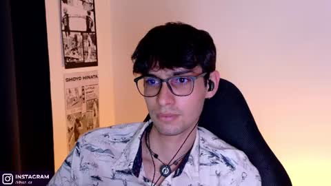 Snapshot of khozler_ chatting on August 1, 2:44 am khozler_ online show from August 1, 2:44 am