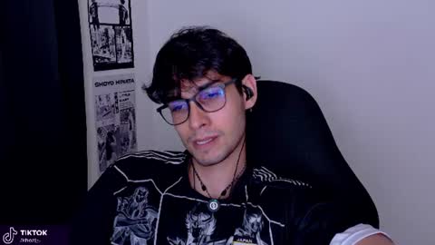 Snapshot of khozler_ chatting on August 3, 3:38 am khozler_ online show from August 3, 3:38 am