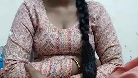 Snapshot of khushisinghh chatting on December 14, 12:12 pm khushisinghh online show from December 14, 12:12 pm