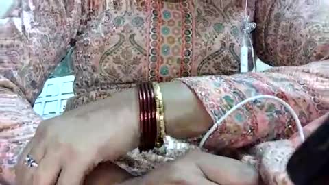 Snapshot of khushisinghh chatting on January 14, 1:06 pm khushisinghh online show from January 14, 1:06 pm