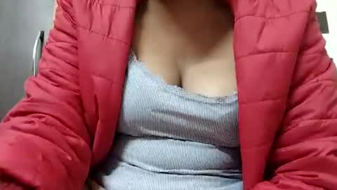 Snapshot of khushisinghh chatting on January 17, 3:00 pm khushisinghh online show from January 17, 3:00 pm