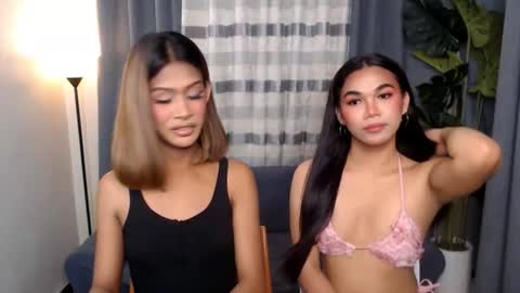 Snapshot of kiana_sucker chatting on July 24, 2:09 am kiana_sucker online show from July 24, 2:09 am