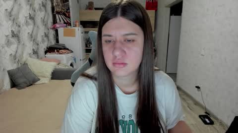 kianna_dior_ online show from November 16, 11:27 am