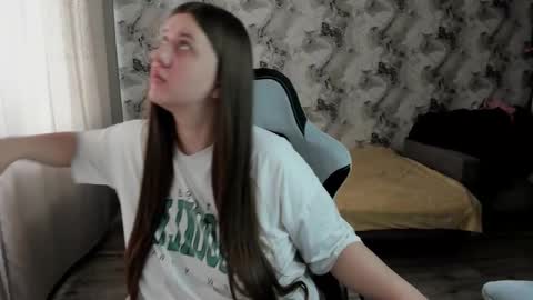 kianna_dior_ online show from February 8, 6:39 am