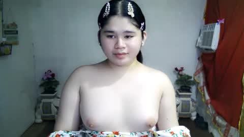 Your SweetGirl Ts online show from September 30, 3:33 am