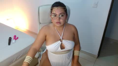 Kiara Evans online show from February 26, 10:20 pm