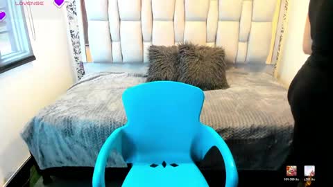 Snapshot of kiara_cruz__ chatting on June 2, 8:00 pm kiara Cruz online show from June 2, 8:00 pm