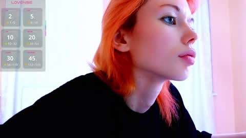 Snapshot of kiara_dream chatting on May 8, 10:59 pm Kira online show from May 8, 10:59 pm