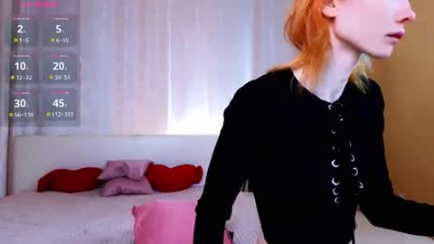 Snapshot of kiara_dream chatting on June 13, 11:13 pm Kira online show from June 13, 11:13 pm