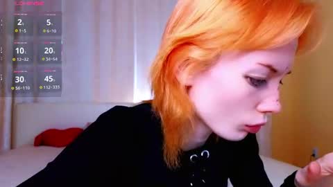 Snapshot of kiara_dream chatting on June 14, 2:24 am Kira online show from June 14, 2:24 am
