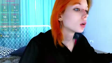 Snapshot of kiara_dream chatting on July 2, 3:23 am Kira online show from July 2, 3:23 am