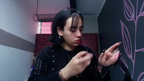 KIARA FOX online show from April 27, 9:02 pm