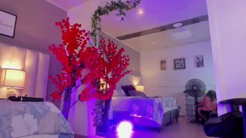 kiara kismet online show from March 4, 8:15 pm