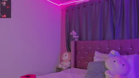 Kiara online show from May 25, 3:23 am