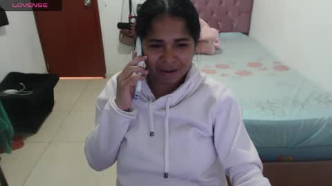 Snapshot of kiara_williamss chatting on December 6, 6:28 pm Kiara online show from December 6, 6:28 pm