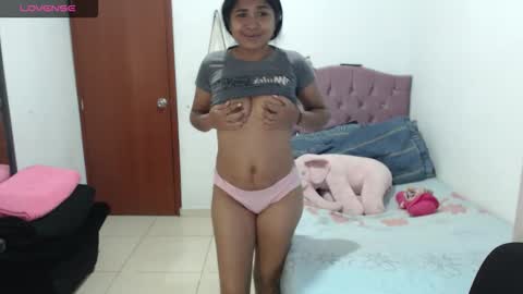 Snapshot of kiara_williamss chatting on September 14, 12:32 am Kiara online show from September 14, 12:32 am