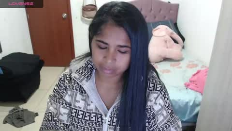 Snapshot of kiara_williamss chatting on September 18, 11:29 pm Kiara online show from September 18, 11:29 pm