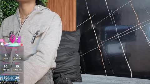 Kiara Zahiri online show from November 7, 11:10 am