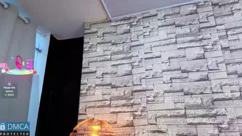 Kiara Zahiri online show from November 27, 11:45 am