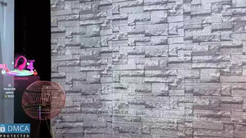 Kiara Zahiri online show from December 15, 10:52 am