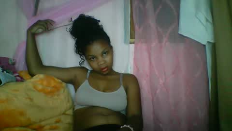 Snapshot of kiarah_69 chatting on May 2, 11:10 pm kiarah 69 online show from May 2, 11:10 pm