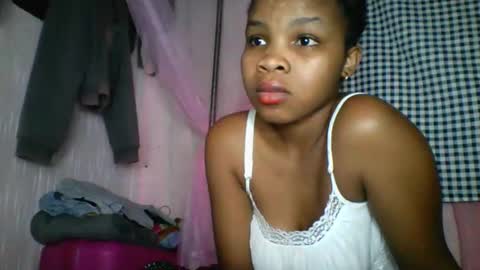 Snapshot of kiarah_69 chatting on May 30, 11:35 pm kiarah 69 online show from May 30, 11:35 pm