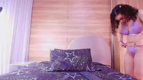 Snapshot of kiaralopez_ chatting on May 8, 3:34 am kiaralopez_ online show from May 8, 3:34 am