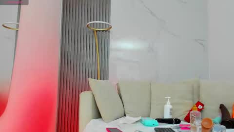 Snapshot of kiaratentation chatting on October 22, 7:35 pm kiaratentation online show from October 22, 7:35 pm