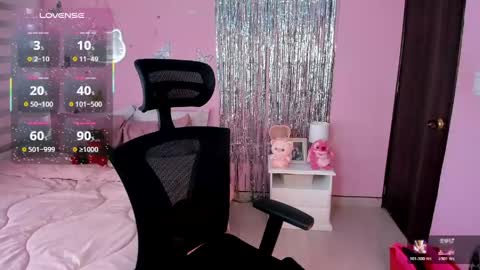Kiarielle online show from May 11, 8:28 pm