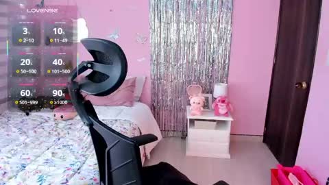 Kiarielle online show from May 23, 8:46 pm