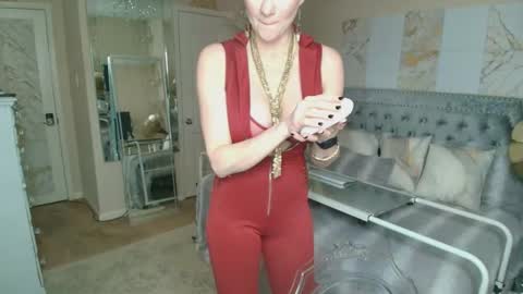 Snapshot of kiarose chatting on November 3, 1:19 am Kia Rose online show from November 3, 1:19 am