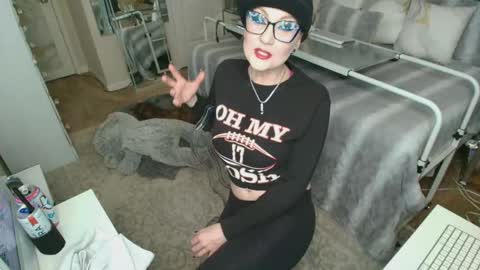 Snapshot of kiarose chatting on November 21, 12:10 am Kia Rose online show from November 21, 12:10 am