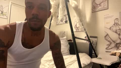 HunneysPlayRoom online show from December 9, 11:26 am