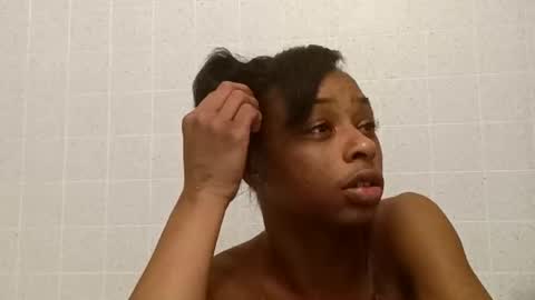 HunneysPlayRoom online show from January 16, 10:30 am