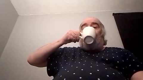 KICKINME online show from November 13, 4:44 am