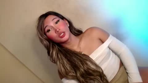 Kiera online show from December 18, 7:15 am