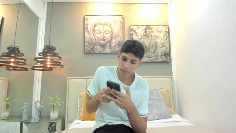 Kieran Derek online show from December 21, 2:19 am