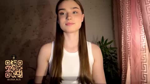 Ola my name is Lissa  Lets hit 10 Thumbs Up together   online show from February 1, 4:49 pm