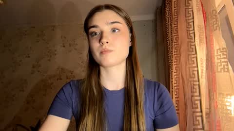 Ola my name is Lissa  Lets hit 10 Thumbs Up together   online show from February 2, 2:16 pm