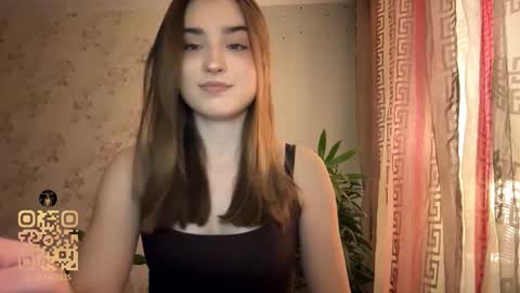 Ola my name is Lissa  Lets hit 10 Thumbs Up together   online show from February 5, 8:02 pm