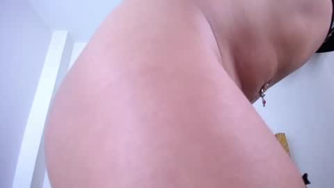 Snapshot of kihara_23 chatting on July 2, 8:48 pm kihara_23 online show from July 2, 8:48 pm