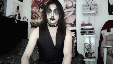 Snapshot of kiiller_queen chatting on May 23, 5:06 pm kenny online show from May 23, 5:06 pm