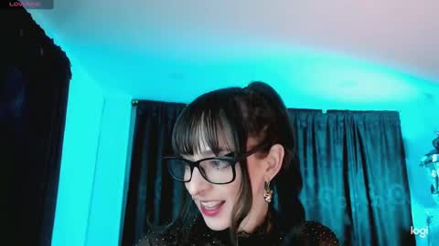 Snapshot of kiizzukyuwu chatting on February 12, 11:40 am Kizuky online show from February 12, 11:40 am