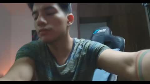 kikeruiz 19 online show from November 2, 12:35 am