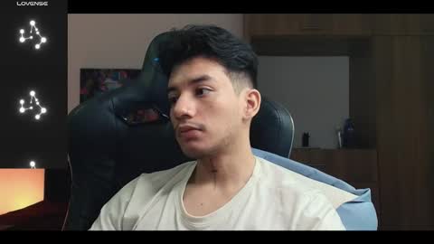 kikeruiz 19 online show from November 4, 1:21 pm