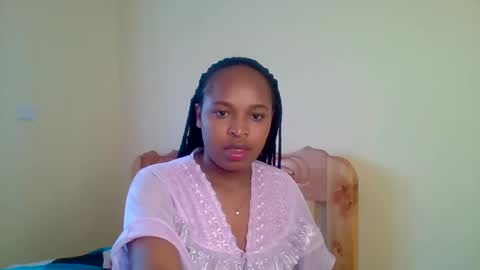 Angela online show from May 9, 8:30 am