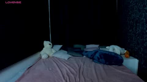 Kiki online show from January 12, 4:50 pm