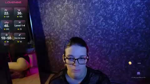 Snapshot of kiki_krash chatting on July 18, 10:30 am Kiki online show from July 18, 10:30 am
