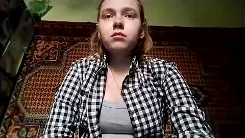 kikibang_ online show from October 24, 8:33 am